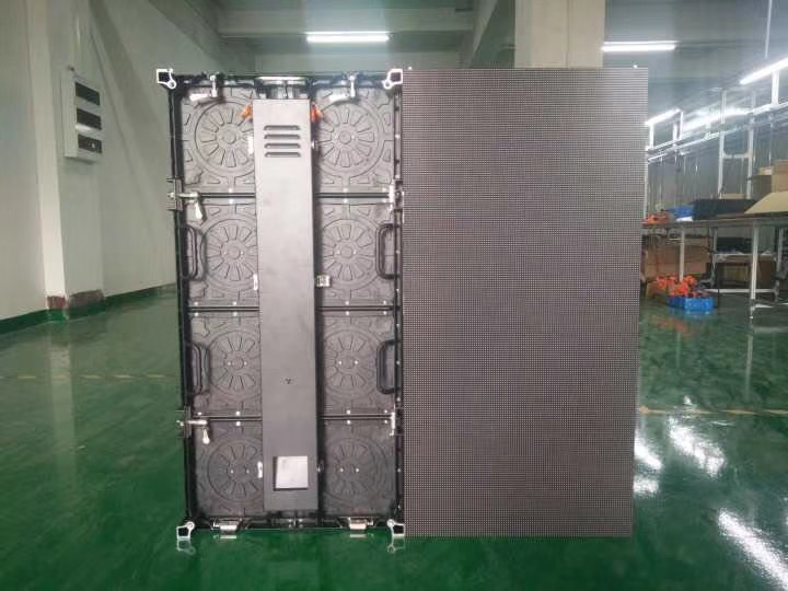 <a href=http://www.qzchuangxin.com target=_blank class=infotextkey>led顯示屏</a>箱體安裝